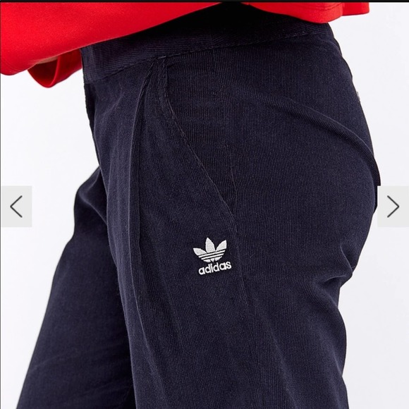 adidas originals • 7/8 corduroy cropped pants - Picture 2 of 10
